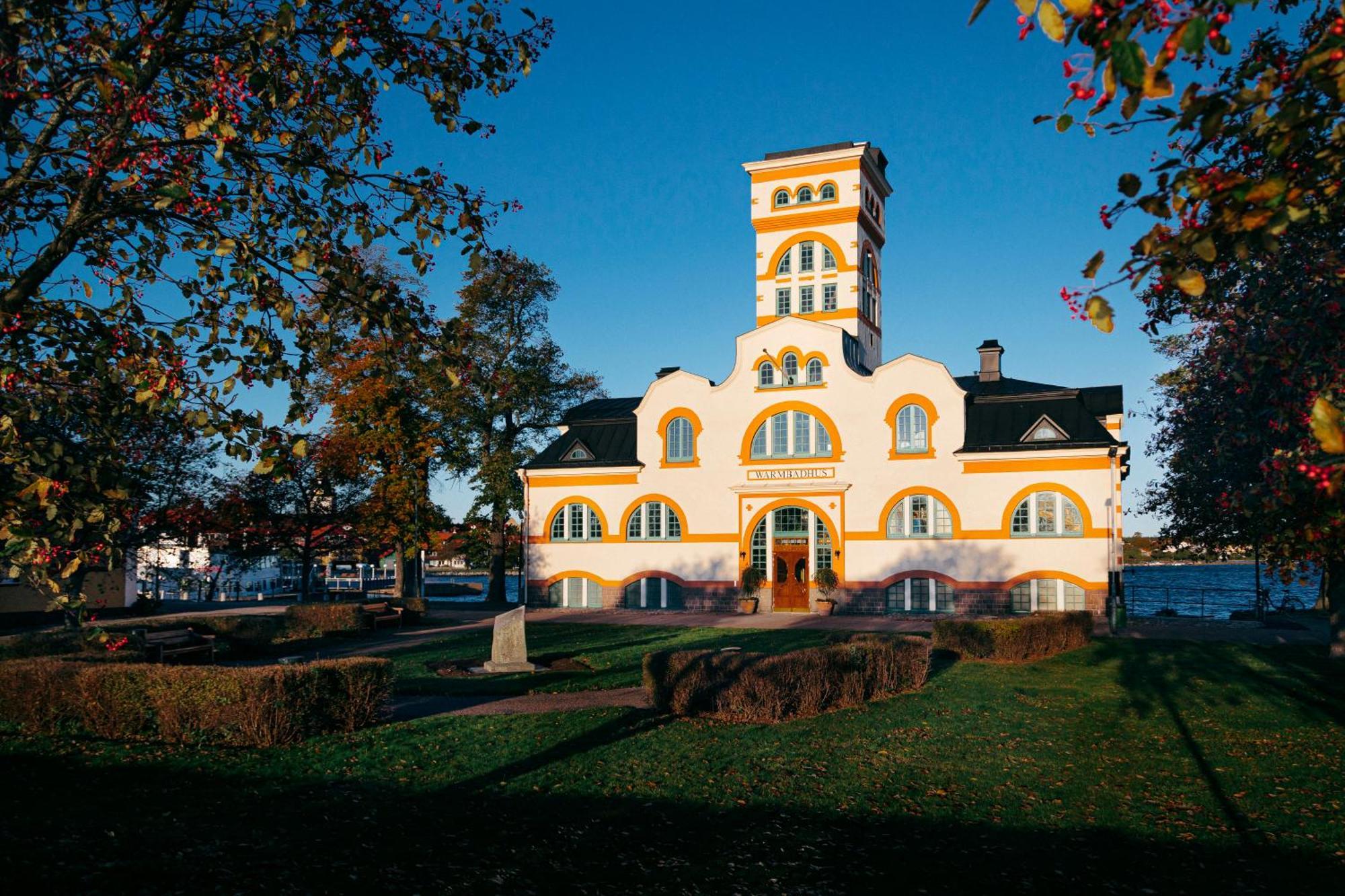 Slottsholmen Hotell Och Restaurang Västervik Exterior photo
